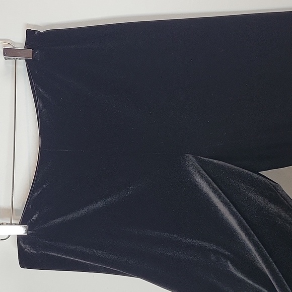 Alex Evenings Black Stretch Velvet Wide Leg Pants - Picture 2 of 7